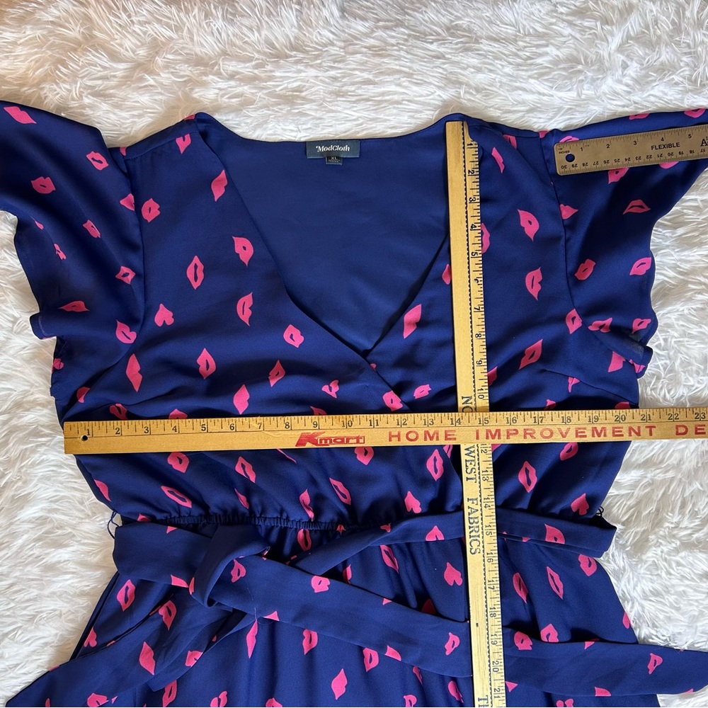 ModCloth Faux Wrap Flutter Sleeve Kiss Print Dress Size XL L12 - Picture 11 of 12